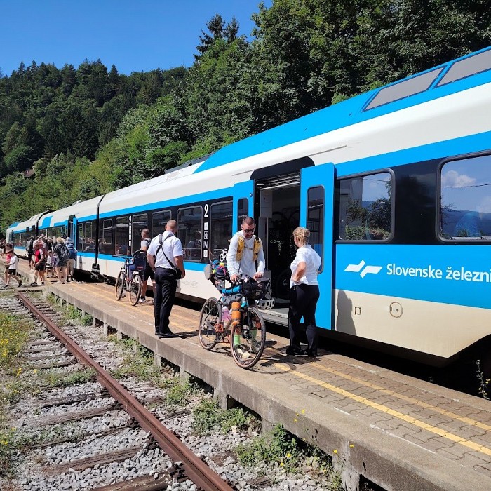 BOHINJSKA PROGA IN JULIJSKE ALPE S KOLESOM IN VLAKOM – 2026