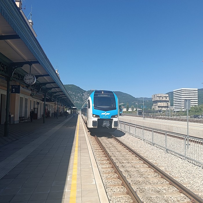 Zapore na Bohinjski progi in nadomestni avtobusni prevozi