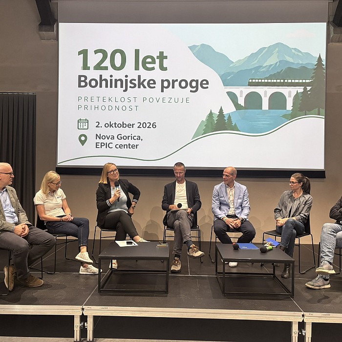 120 let Bohinjske proge: kolesarski vlak kot priložnost za trajnostno mobilnost