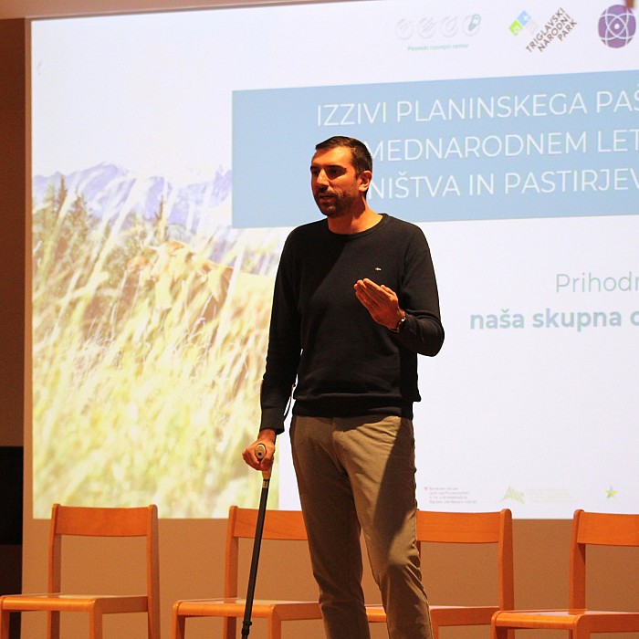Strokovni posvet Izzivi planinskega pašništva: Planinsko pašništvo potrebuje konkretne rešitve za prihodnost živih planin