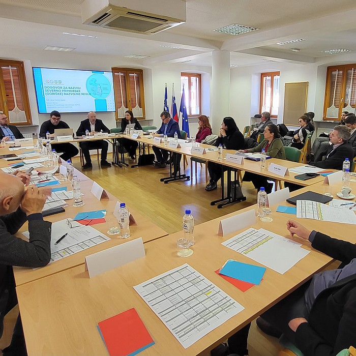 Na volilni seji Sveta regije prisoten tudi kohezijski minister ter državna sekretarka